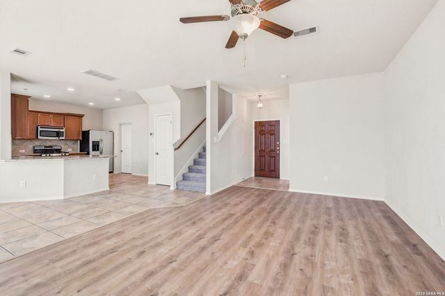 6507 CANDLEBRITE DR, San Antonio, TX 78244