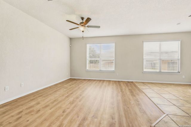 6507 CANDLEBRITE DR, San Antonio, TX 78244