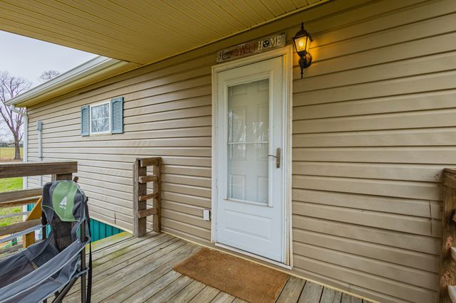 173 Bellview Rd, Taft, TN 38488