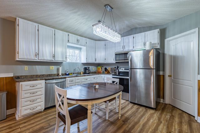 173 Bellview Rd, Taft, TN 38488