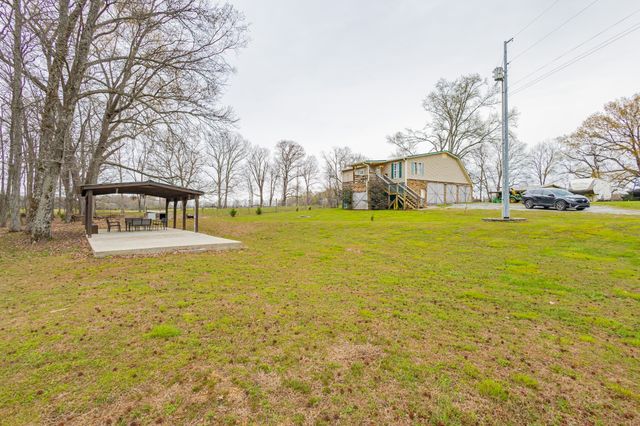 173 Bellview Rd, Taft, TN 38488