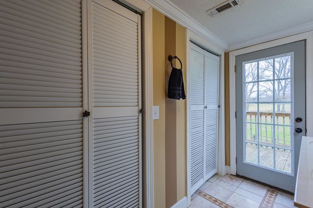 173 Bellview Rd, Taft, TN 38488