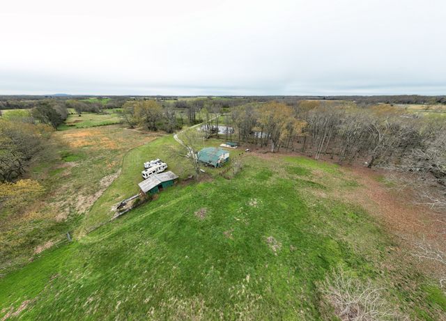 173 Bellview Rd, Taft, TN 38488