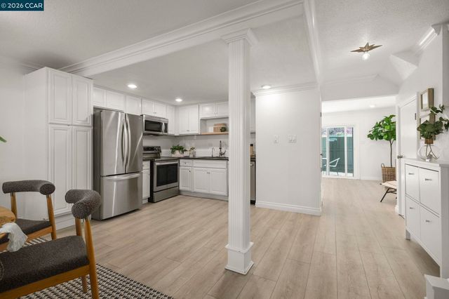 1052 Bancroft Rd, Concord, CA 94518