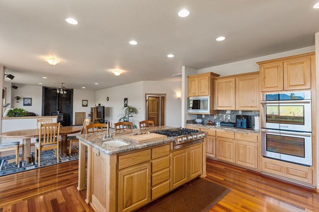 547 Jackpine Drive, Grants Pass, OR 97526