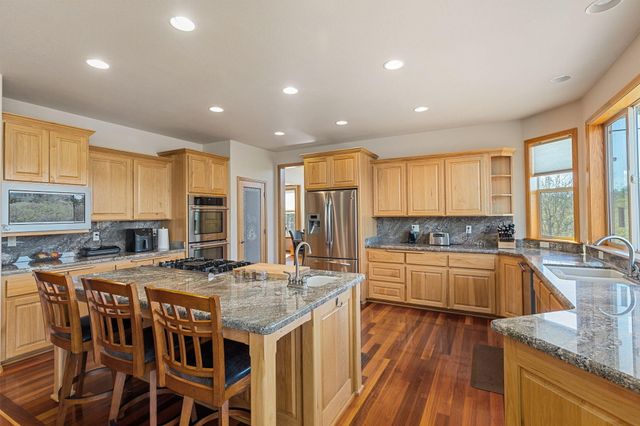 547 Jackpine Drive, Grants Pass, OR 97526