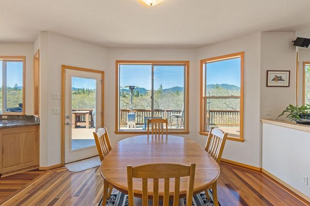 547 Jackpine Drive, Grants Pass, OR 97526