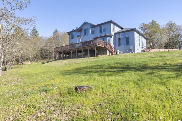 547 Jackpine Drive, Grants Pass, OR 97526