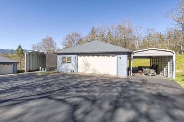 547 Jackpine Drive, Grants Pass, OR 97526