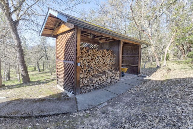 547 Jackpine Drive, Grants Pass, OR 97526