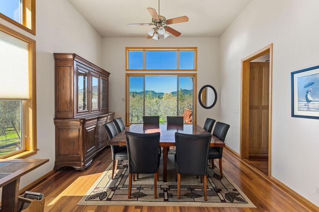 547 Jackpine Drive, Grants Pass, OR 97526