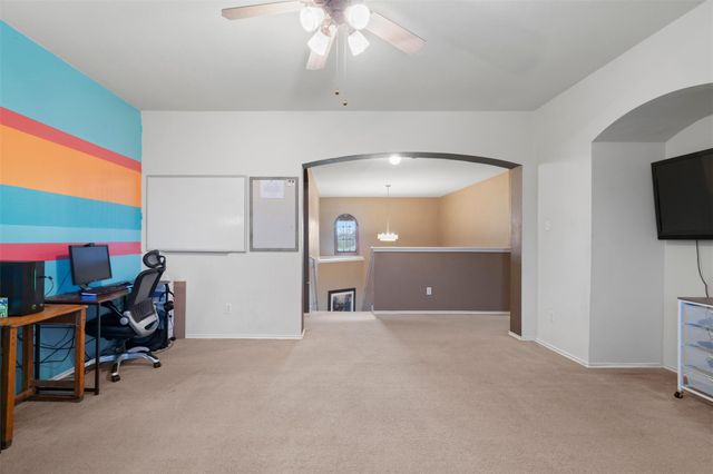 315 Swenson DR, Hutto, TX 78634