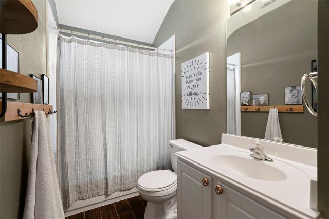 315 Swenson DR, Hutto, TX 78634