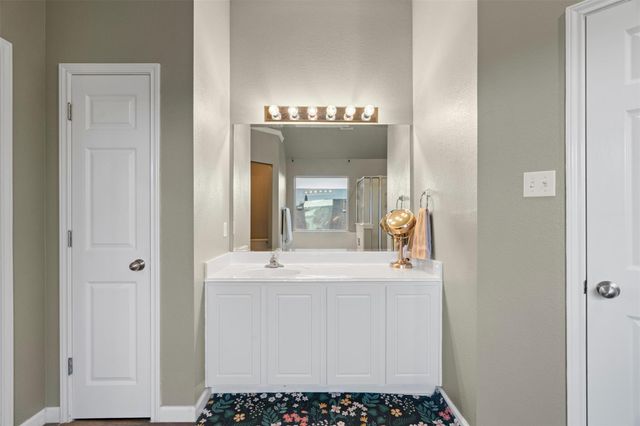 315 Swenson DR, Hutto, TX 78634