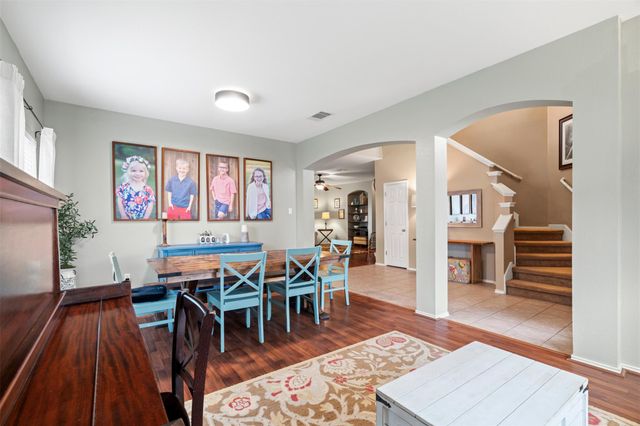 315 Swenson DR, Hutto, TX 78634