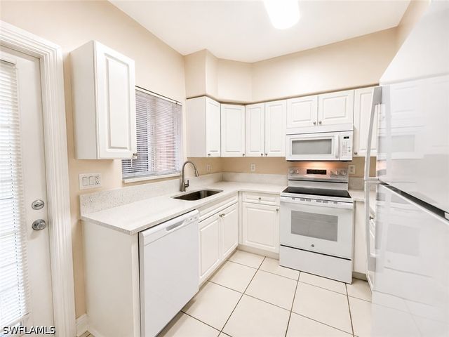 4110 Castilla CIR 105, Fort Myers, FL 33916