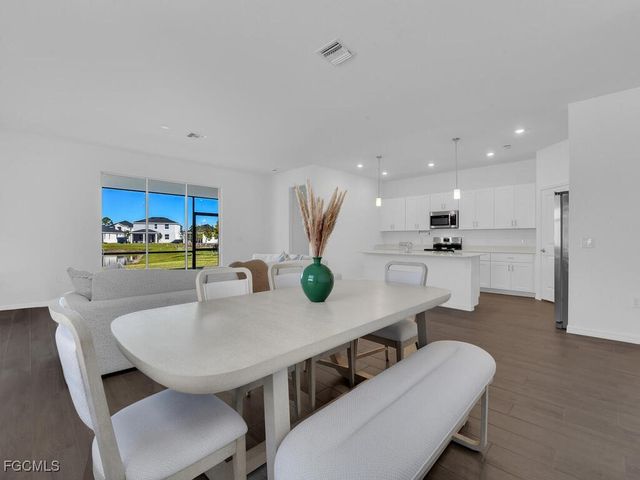 11605 Cloverly LN, Punta Gorda, FL 33955