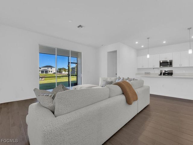 11605 Cloverly LN, Punta Gorda, FL 33955