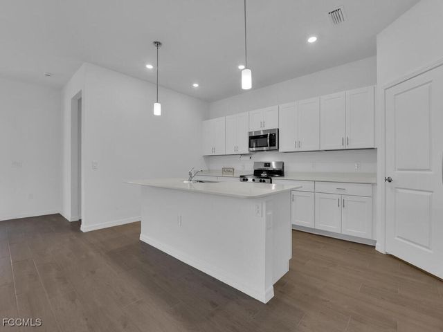 11605 Cloverly LN, Punta Gorda, FL 33955