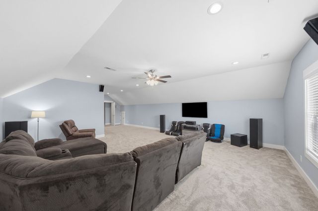 4334 Memory Ln, Adams, TN 37010
