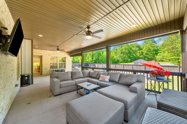 4334 Memory Ln, Adams, TN 37010