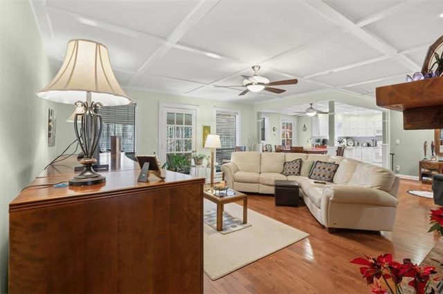 4619 Knollwood NW Drive, Acworth, GA 30101