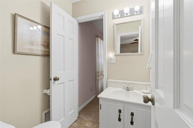 4619 Knollwood NW Drive, Acworth, GA 30101