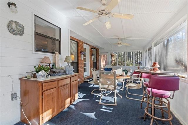 4619 Knollwood NW Drive, Acworth, GA 30101