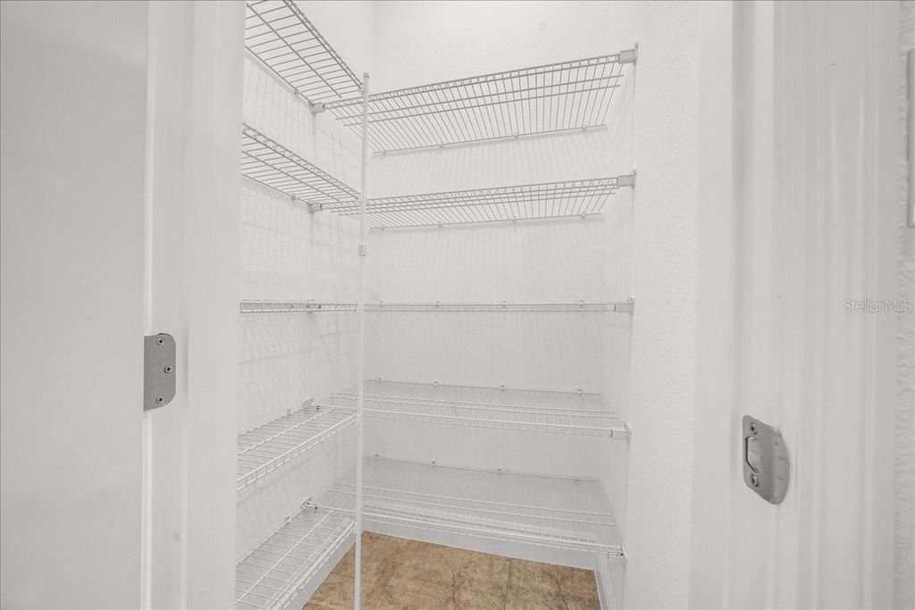 Image 20 of property listing at 10252 SW 96TH LOOP, Ocala, FL 34481