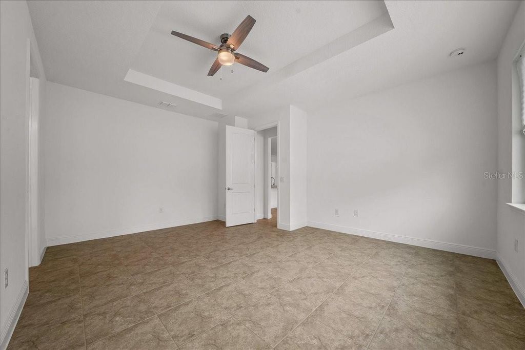 Image 26 of property listing at 10252 SW 96TH LOOP, Ocala, FL 34481