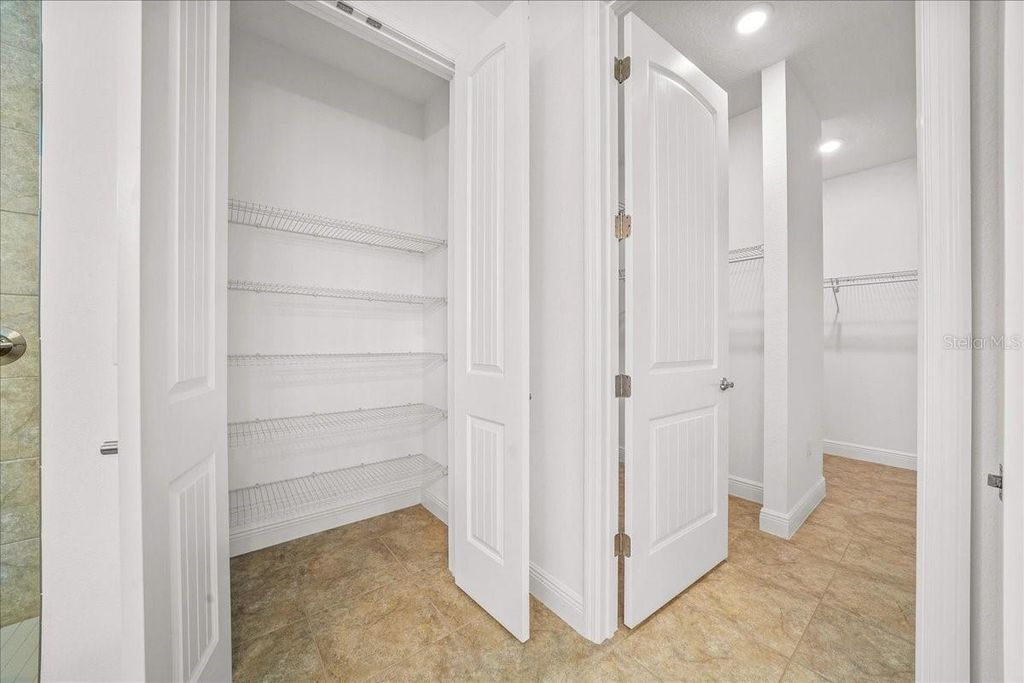 Image 28 of property listing at 10252 SW 96TH LOOP, Ocala, FL 34481