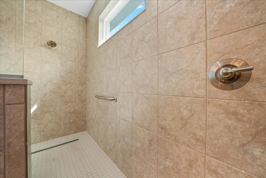 Image 30 of property listing at 10252 SW 96TH LOOP, Ocala, FL 34481