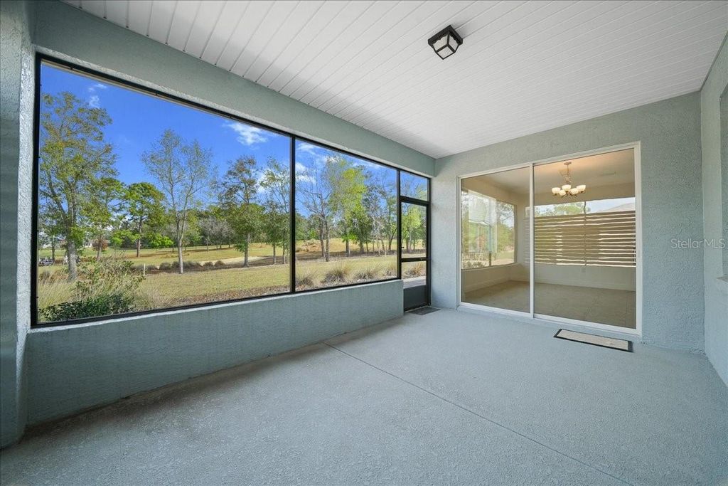 Image 43 of property listing at 10252 SW 96TH LOOP, Ocala, FL 34481