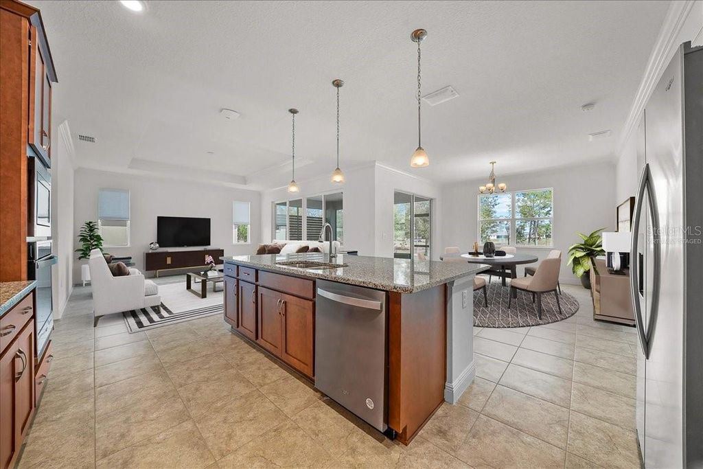 Image 8 of property listing at 10252 SW 96TH LOOP, Ocala, FL 34481