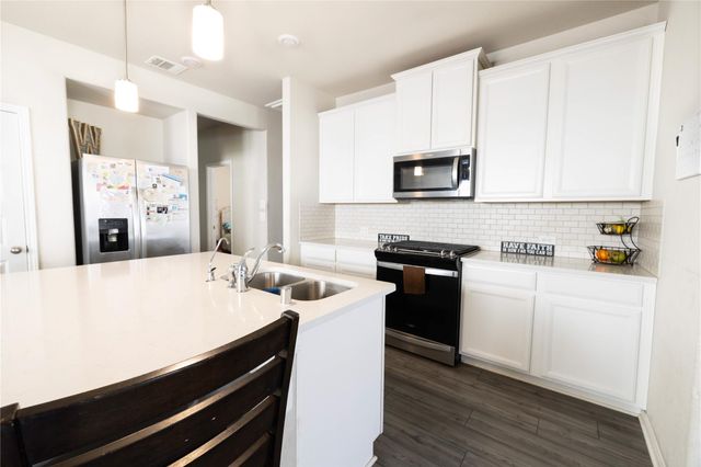 7155 Blue Oak, Conroe, TX 77304