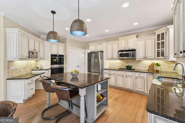 248 Cedarhurst Drive, Canton, GA 30115