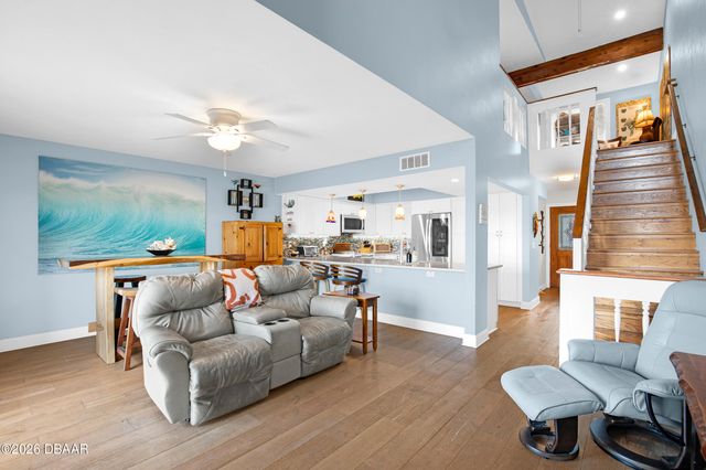 121 Lagoon Court, New Smyrna Beach, FL 32169