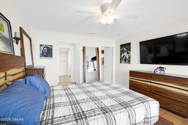 121 Lagoon Court, New Smyrna Beach, FL 32169