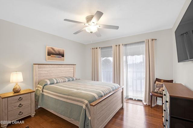 121 Lagoon Court, New Smyrna Beach, FL 32169
