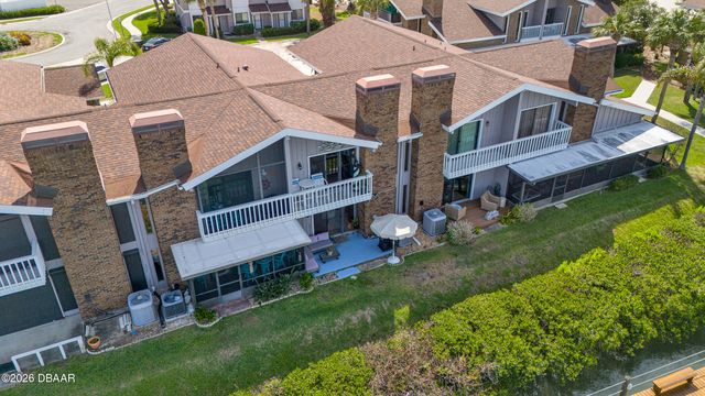 121 Lagoon Court, New Smyrna Beach, FL 32169
