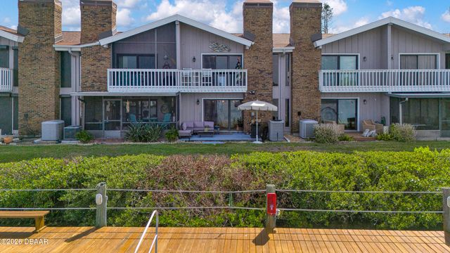 121 Lagoon Court, New Smyrna Beach, FL 32169