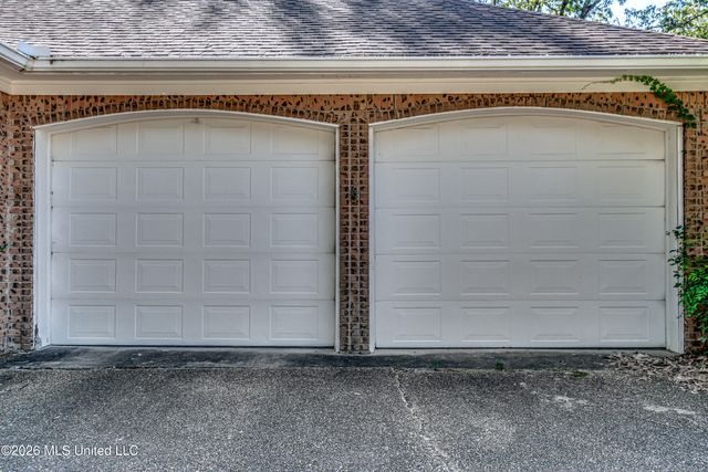 204 Woodrun Drive, Ridgeland, MS 39157