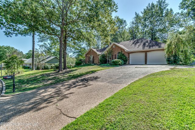 204 Woodrun Drive, Ridgeland, MS 39157
