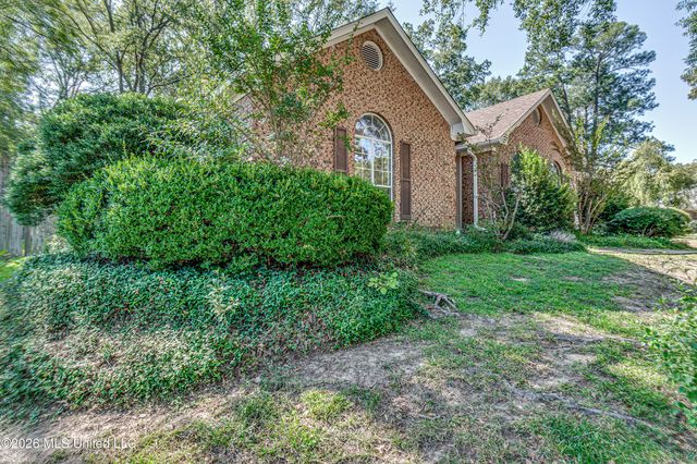 204 Woodrun Drive, Ridgeland, MS 39157