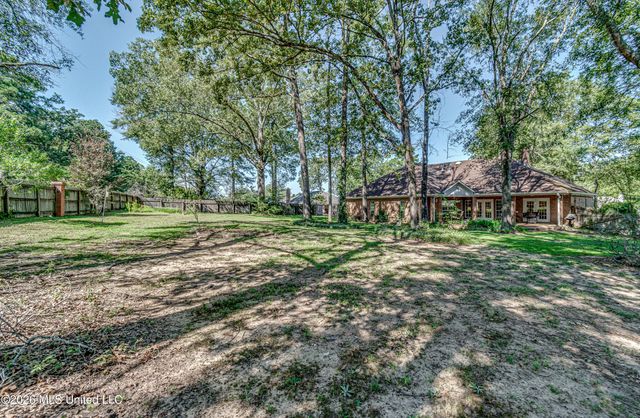 204 Woodrun Drive, Ridgeland, MS 39157