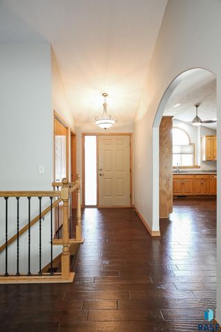 5015 E Newcastle St Street, Sioux Falls, SD 57110