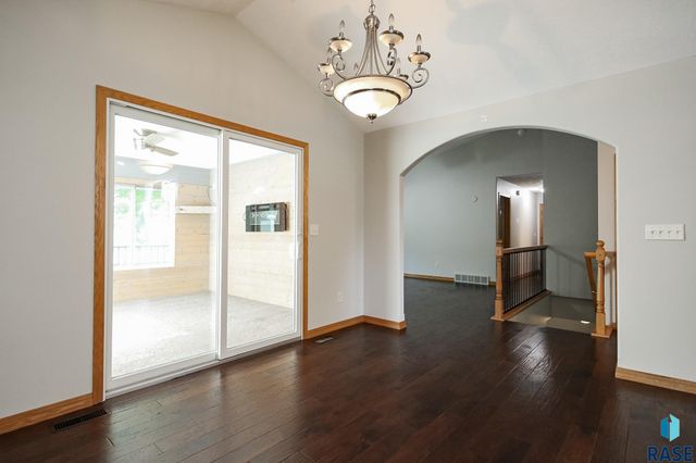 5015 E Newcastle St Street, Sioux Falls, SD 57110