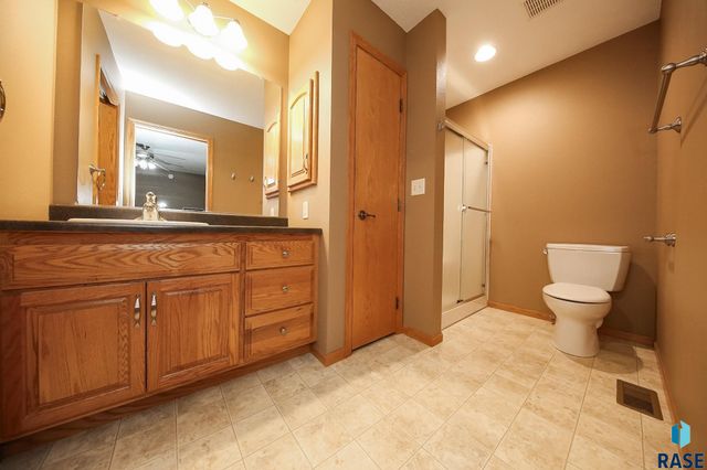 5015 E Newcastle St Street, Sioux Falls, SD 57110