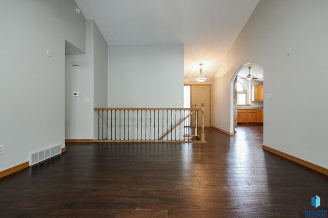 5015 E Newcastle St Street, Sioux Falls, SD 57110