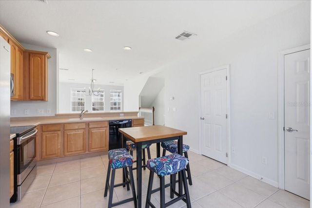 5026 TIDEVIEW CIRCLE 12, Orlando, FL 32819